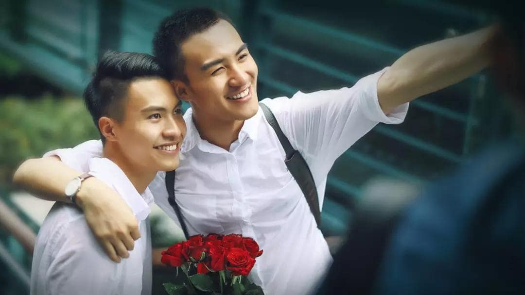 如何取消blued账号绑定的手机号？